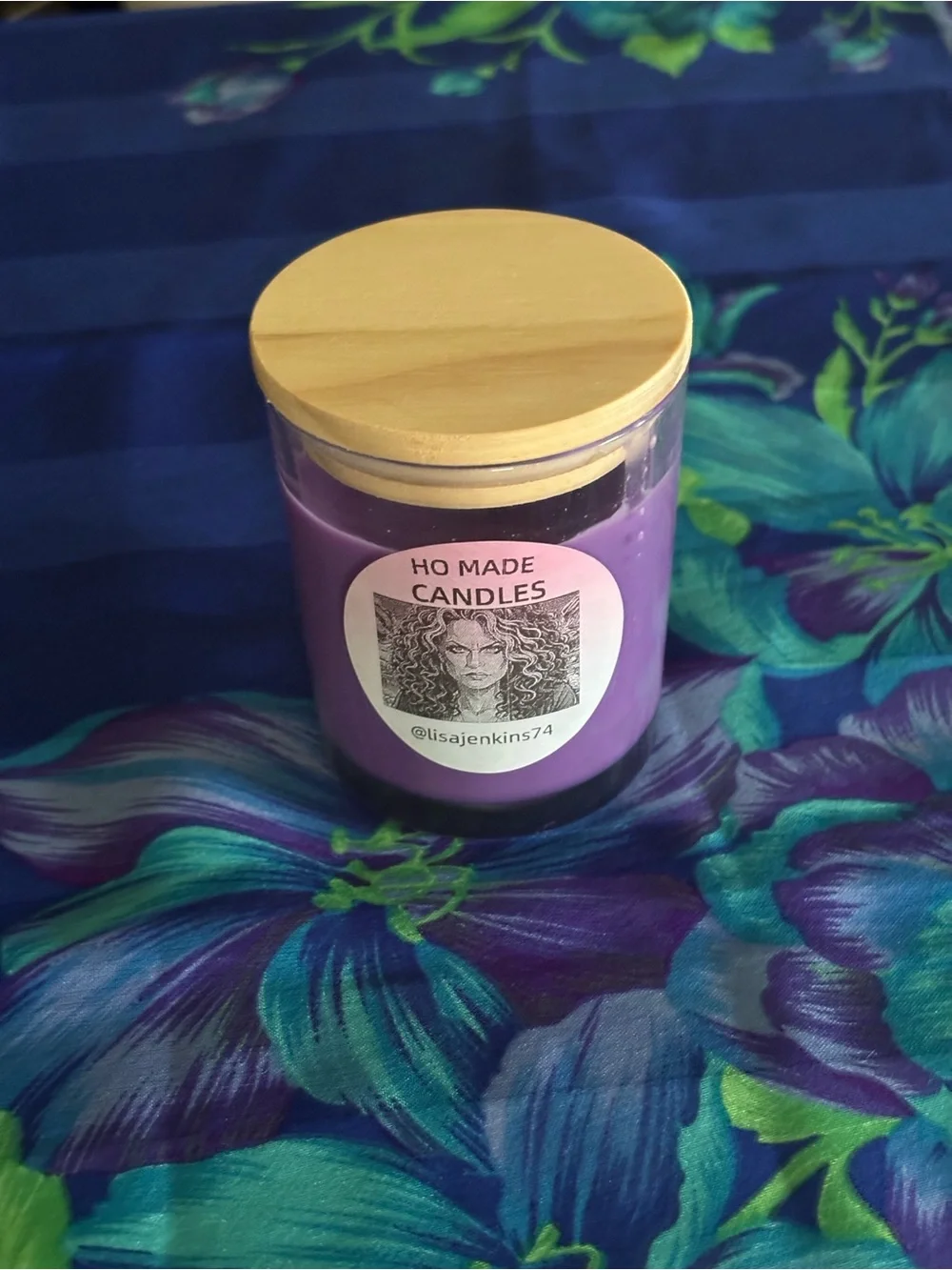 Handmade Floral Bouquet Candle in Glass Jar with Wooden Lid - Picture 2 of 2